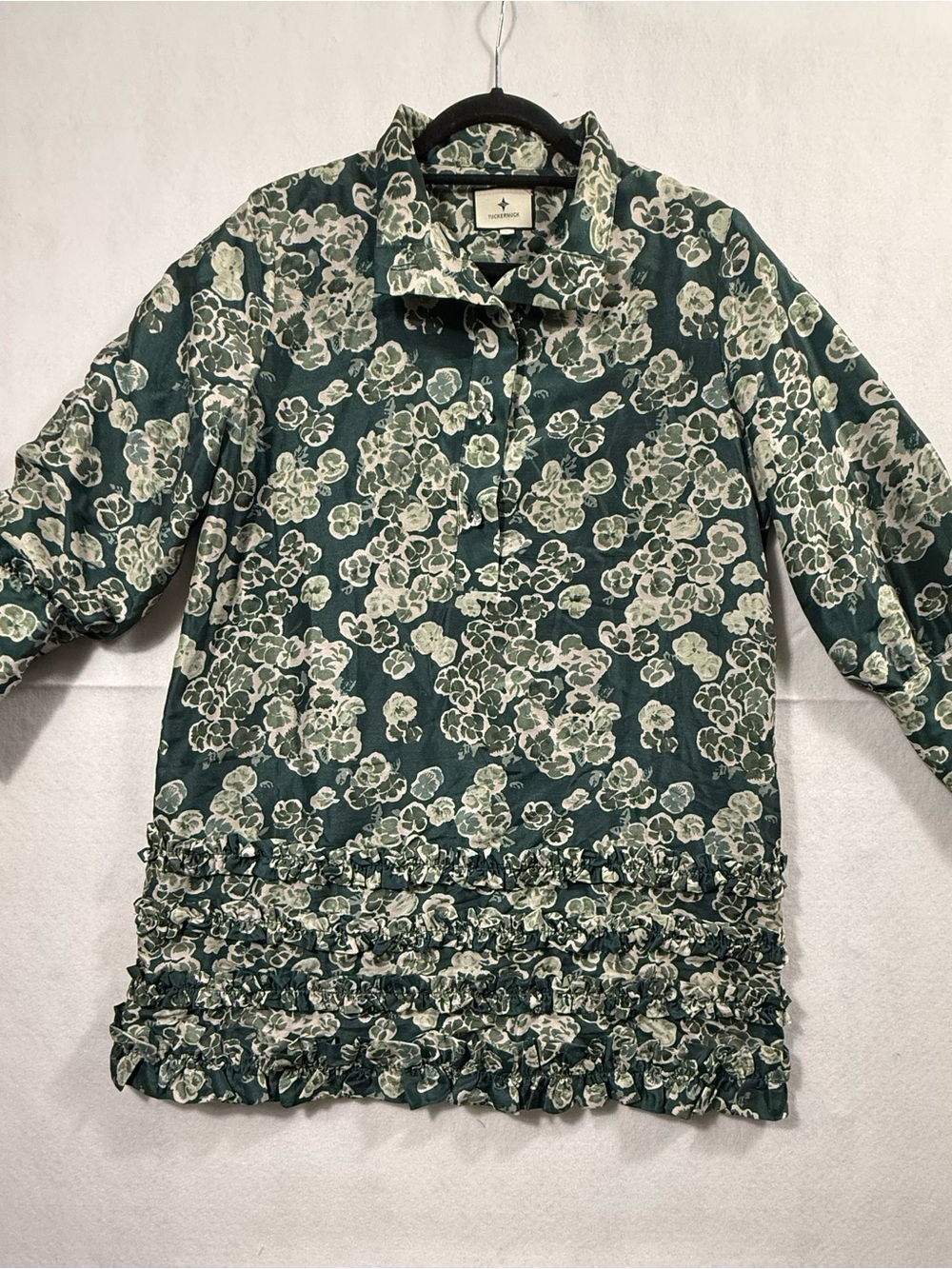 Tuckernuck Green and Cream Floral Ruffle Tunic